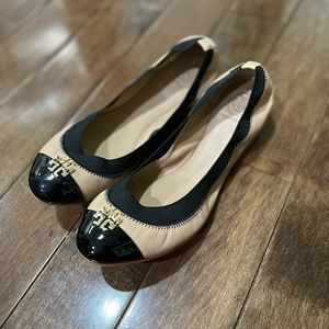 Tory Burch Loafer- Two Tone Black and Tan, Great condition, ballerina flat.